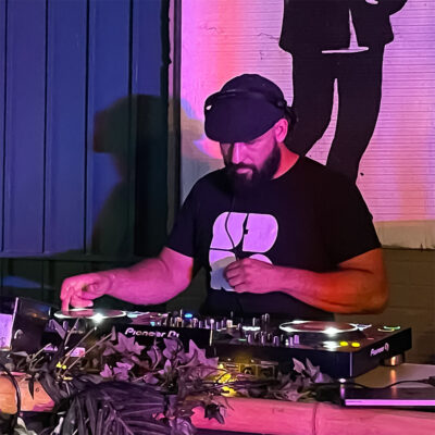 Fluid Form in the mix at a DJ event